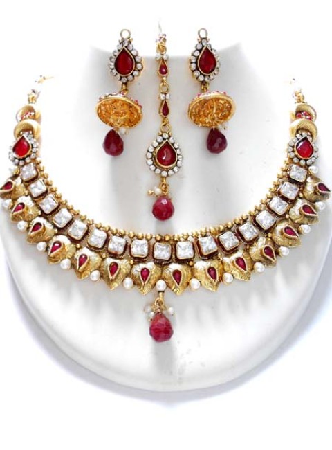 Polki Necklace Set